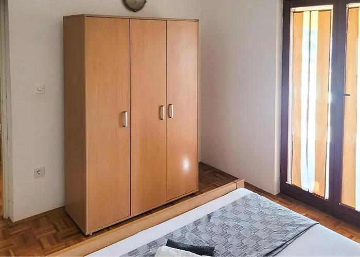 Dom wakacyjny Four-bedroom With Sea View 05 Kruševo
