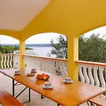 Four-bedroom With Sea View 05 *