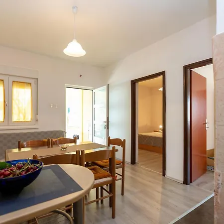 Four-bedroom With Sea View 05